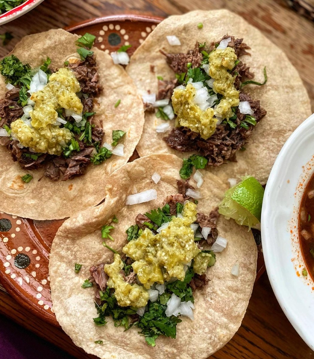 Slow Cooker Barbacoa Tacos